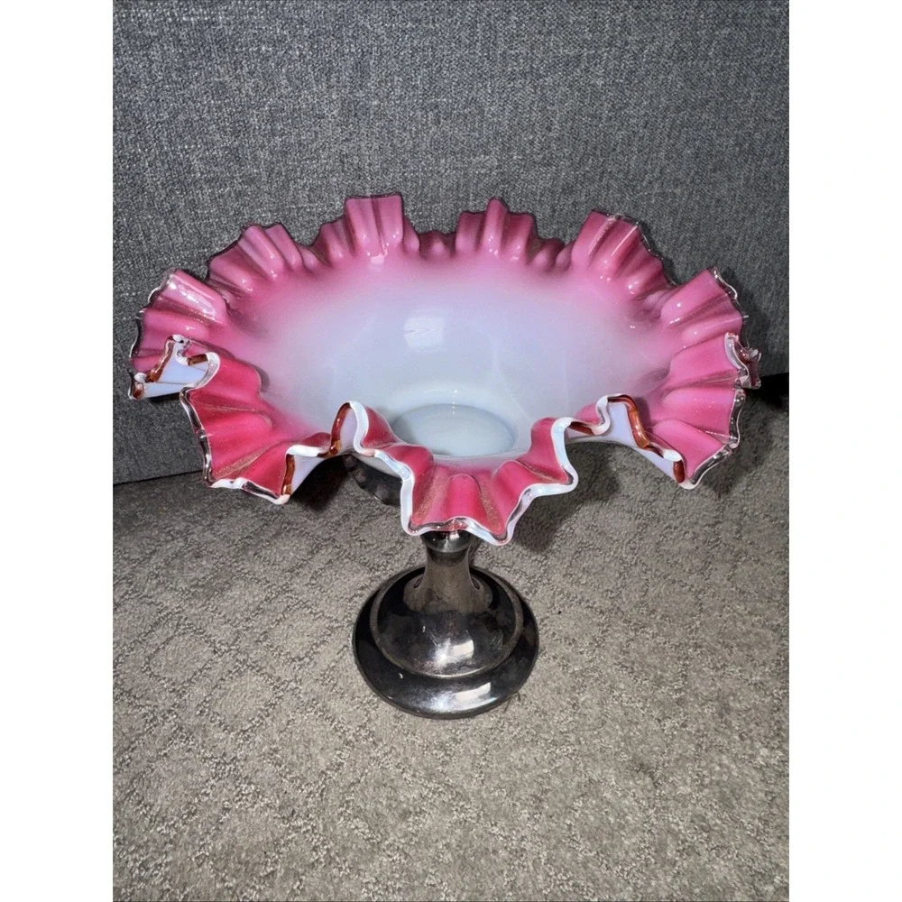 Antique Ruffled Brides Basket Silver Lovely pink/cranberry color W/‎ Stand